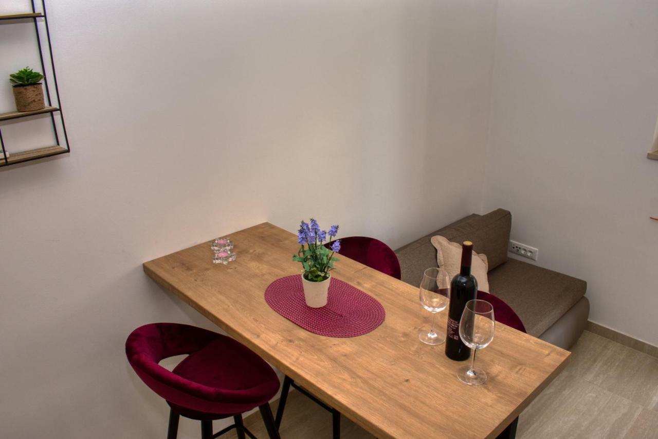 Apartman Ante Сукошан Екстер'єр фото